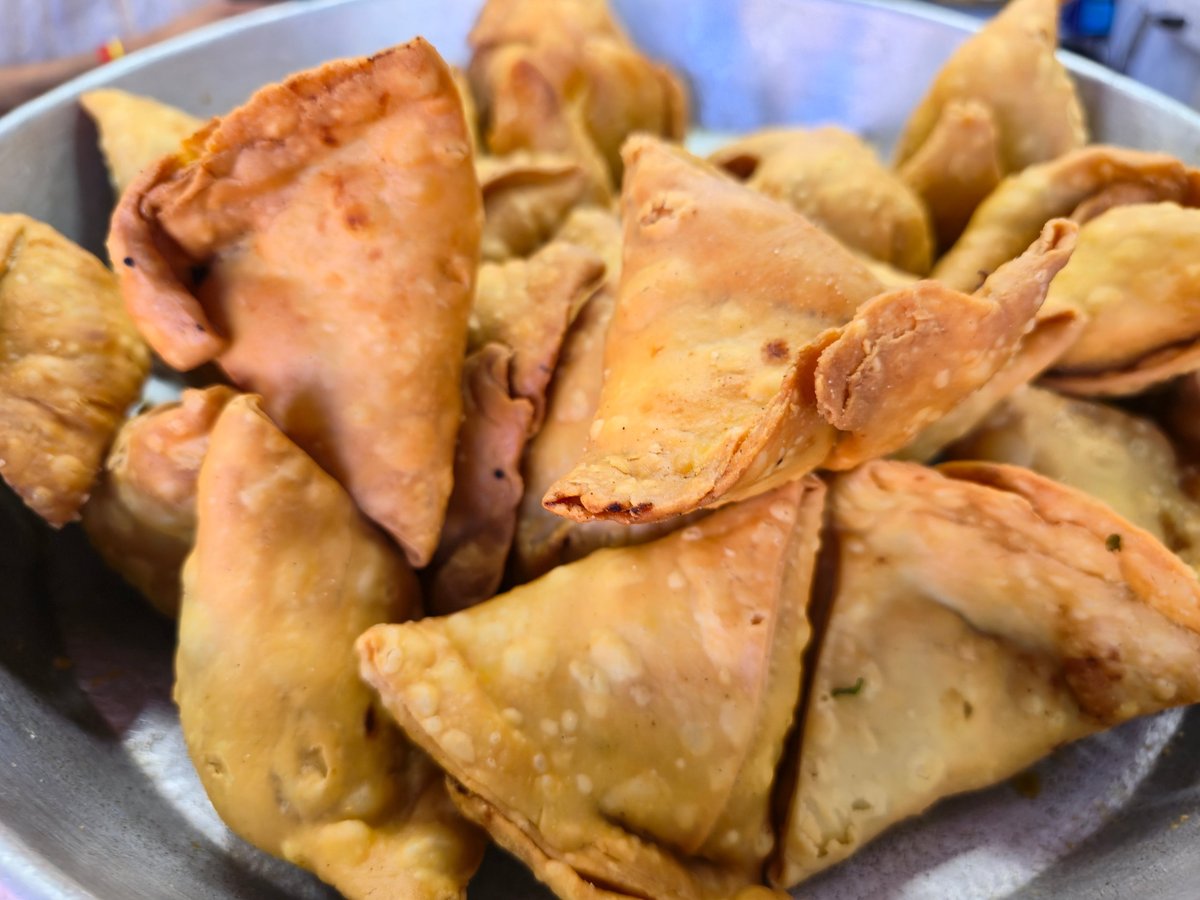 Golden sambusa pastries